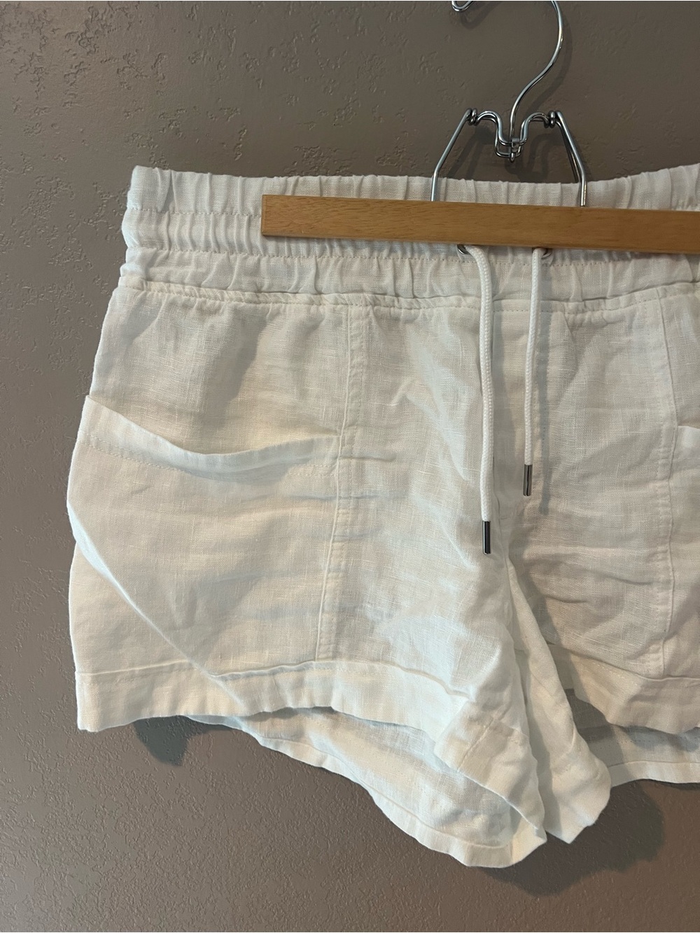 Athleta Linen Shorts - Picture 2 of 8